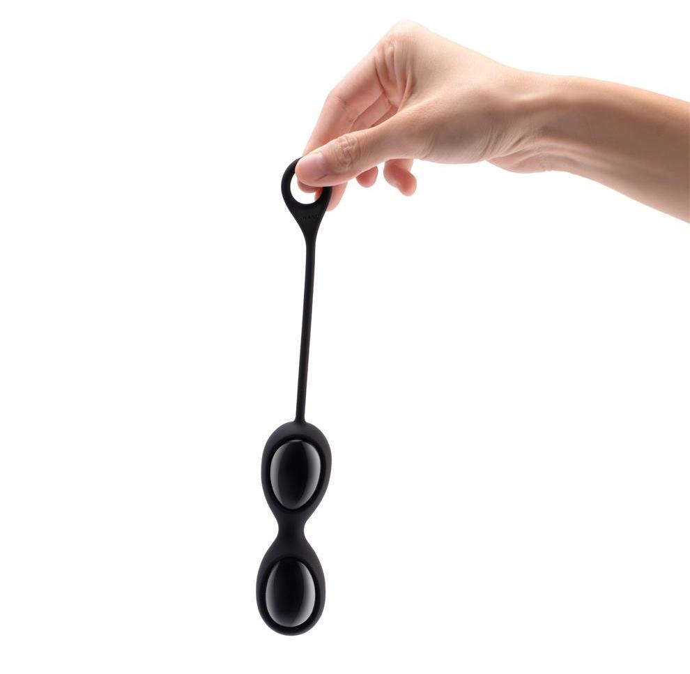 Le Wand Yoni Egg Obsidian Đen Siết Âm Đạo Tự Nhiên