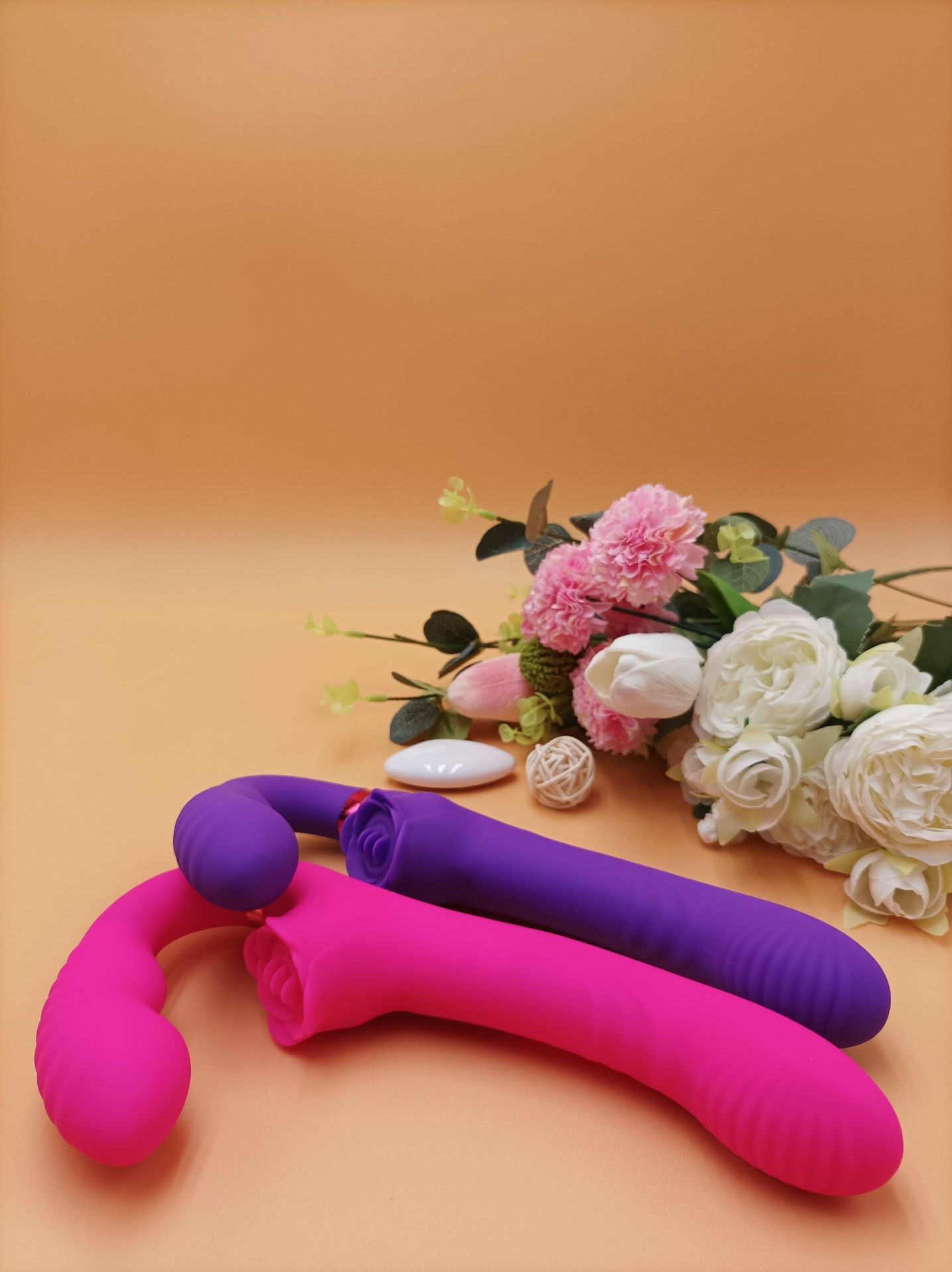 Dildo Đôi Rung Âm Vật Không Dây Bùng Nổ