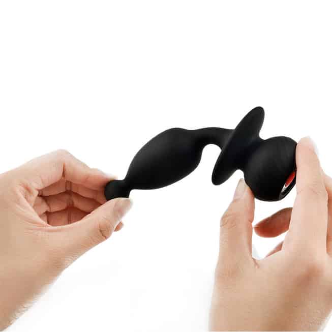 Magic Motion Bunny plug anal rung lông thỏ đen trắng
