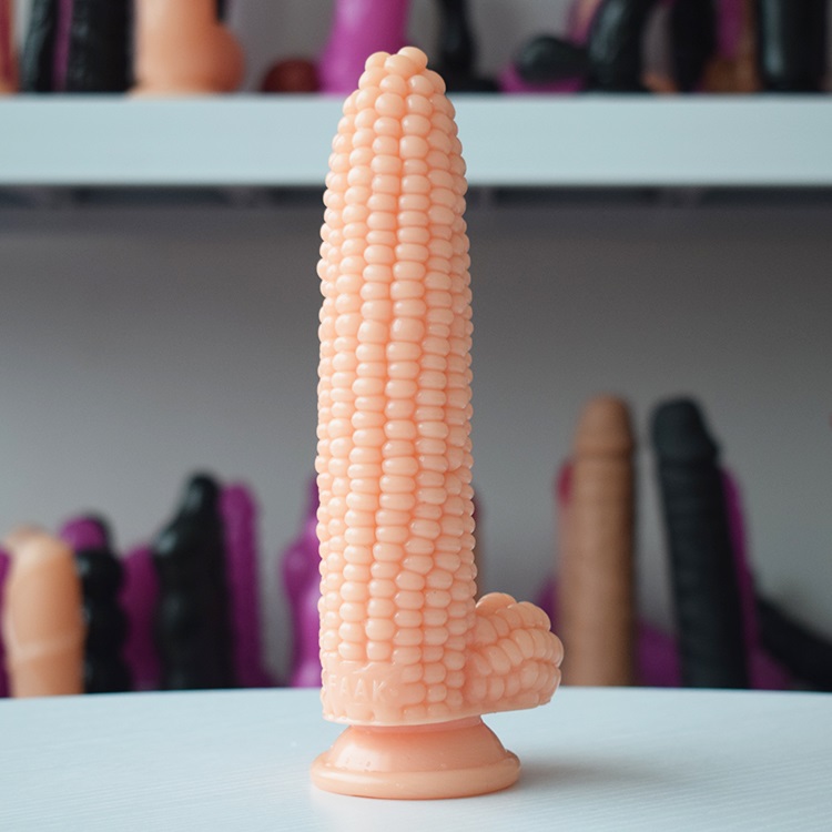 FAAK Dildo Ngô Thịt 25cm PVC Siêu Thật Mạnh