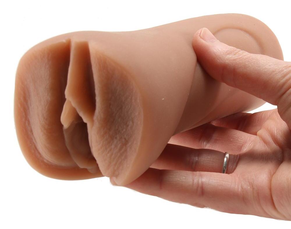 Pocket Cup Doc Johnson Karlie Nâu Mịn Siêu Thực