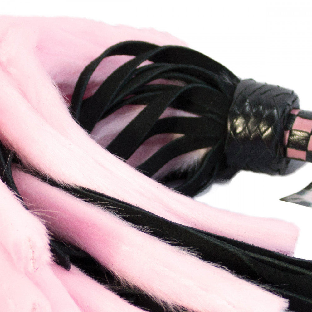 Ruff Doggie Mini Flogger Lông Vũ Da Mềm Dịu Nhẹ Ấm