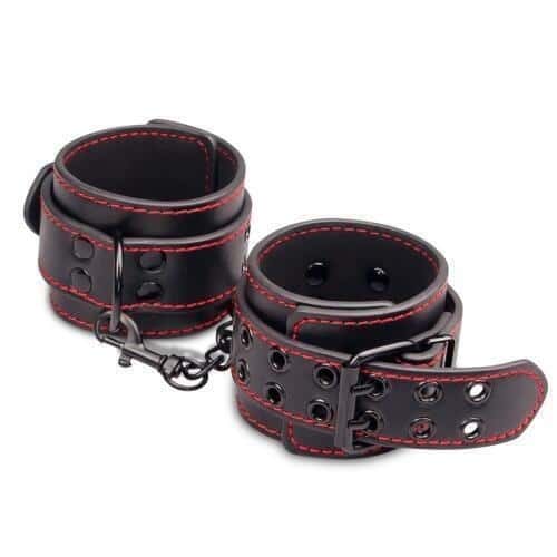 Lovetoy Còng Tay Da Đen Chơi Bondage Nóng