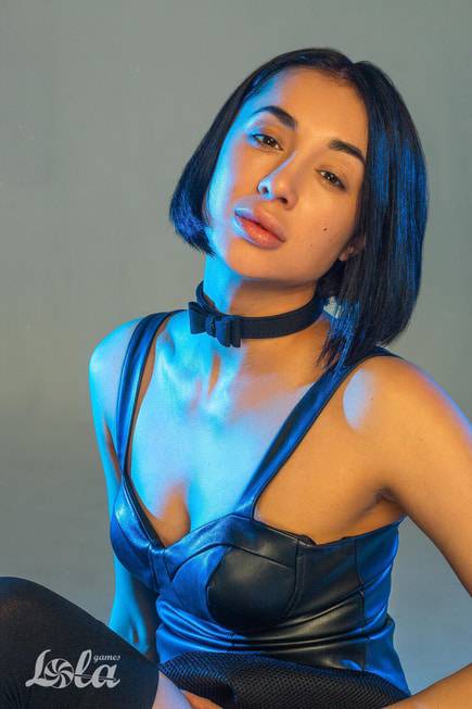 Oseynik Lola Da Đen BDSM Party Hard[facebook]​