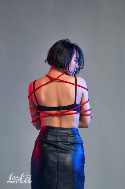Dây cotton đỏ 5m buộc siết Lola Games party hard