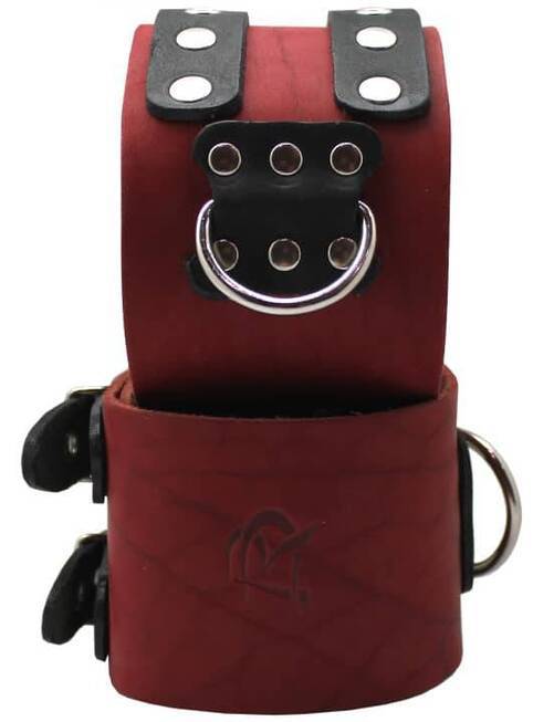 Khóa Tay Da Đỏ Podium BDSM Không Lót Siêu Kích Thích