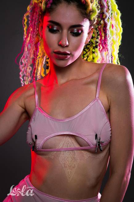 Zaжим Nipple Lola Hard Đen Đau Khoái Nồng Cháy