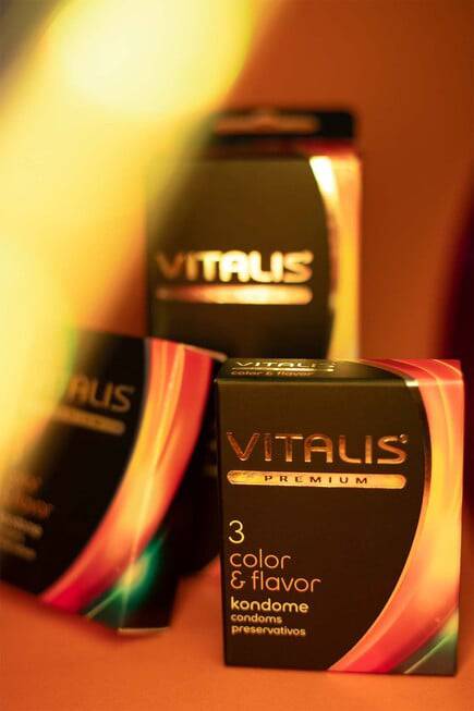 Vitalis Premium Bao Cao Su Màu Hương 3c Viên 18cm
