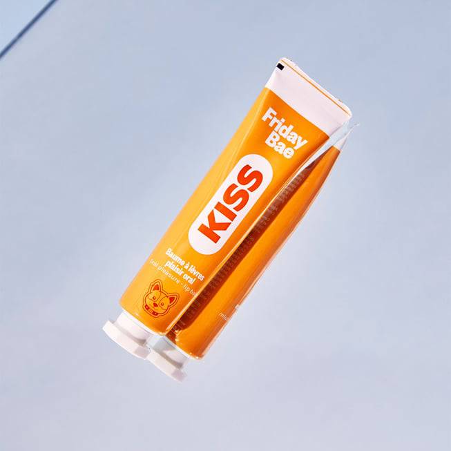 Friday Bae Lip Balm Cherry Nóng Lạnh 15ml Gợi Hôn