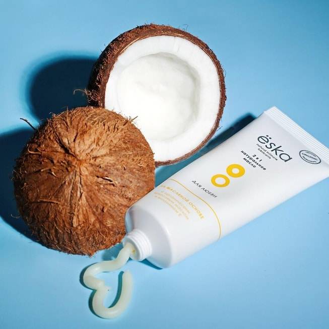 Ёska Coconut lube 75ml dưỡng ẩm vitamin E tự nhiên trơn tru