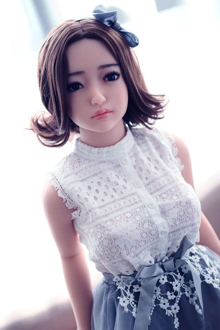 Becky Cô Gái Nhút Nhát 140cm TPE Siêu Mềm Oral Thực Tế 