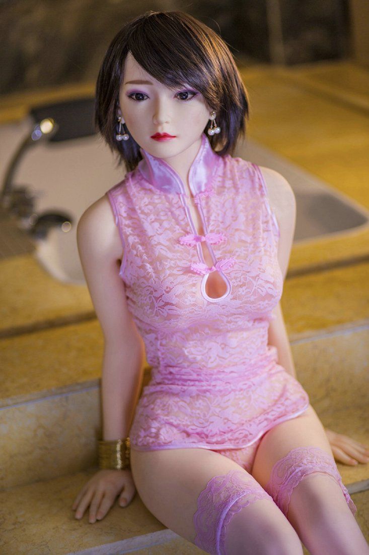 Evelyn TPE Doll 148cm Ngắn Tóc Oral Siêu Mềm 