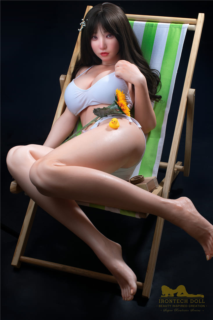 Suki 165cm Ngực Khủng Siêu Mềm Irontech Doll Thực Tế