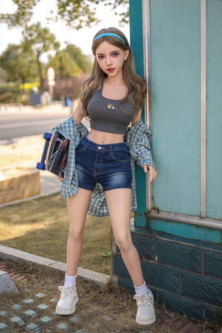 Lola sex doll châu Á C-cup silicone 150cm siêu mềm