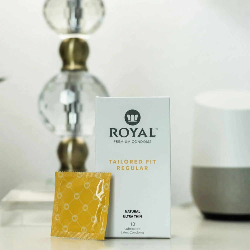 Royal Tailored Fit Bao Cao Su Mỏng Vegan An Toàn 