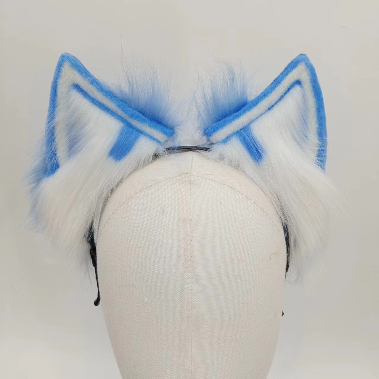 Blue Fox Tail 15