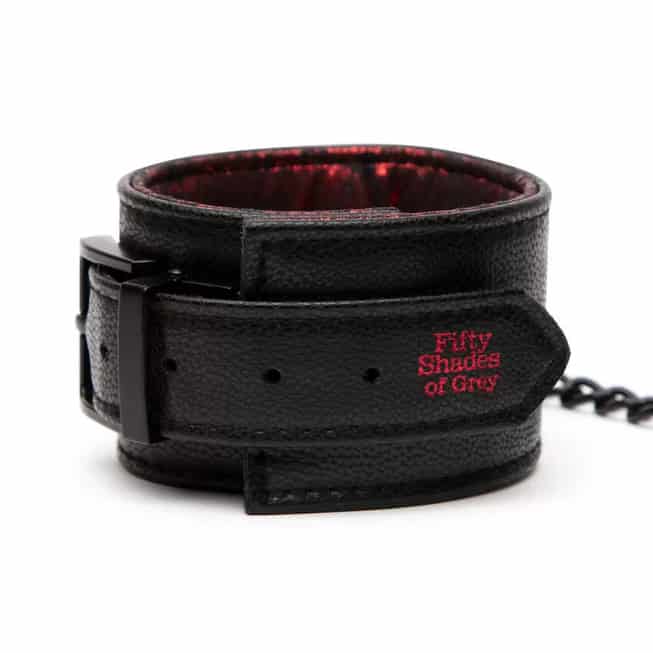 Fifty Shades Handcuffs Đỏ Đen Hấp Dẫn Sweet Anticipation