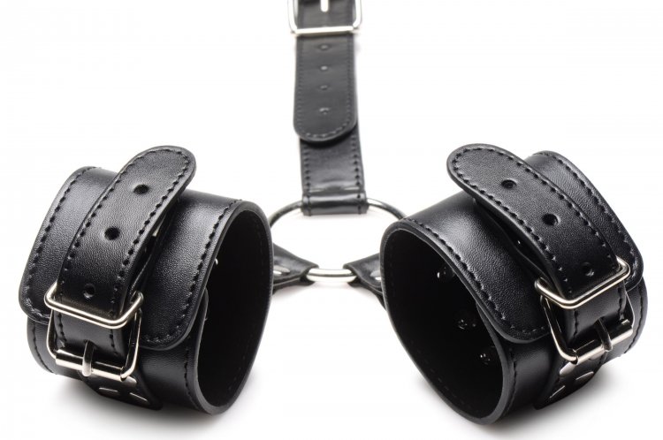 Strict Den Kit Còng Tay BDSM Chuyên Nghiệp Nồng Cháy