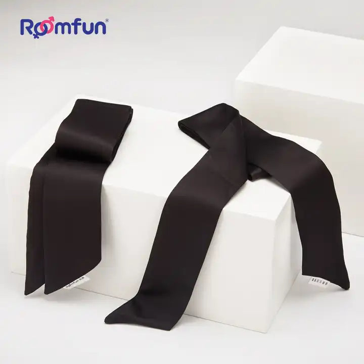 Roomfun SM Kit Nô Lệ Trói Kẹp Nến