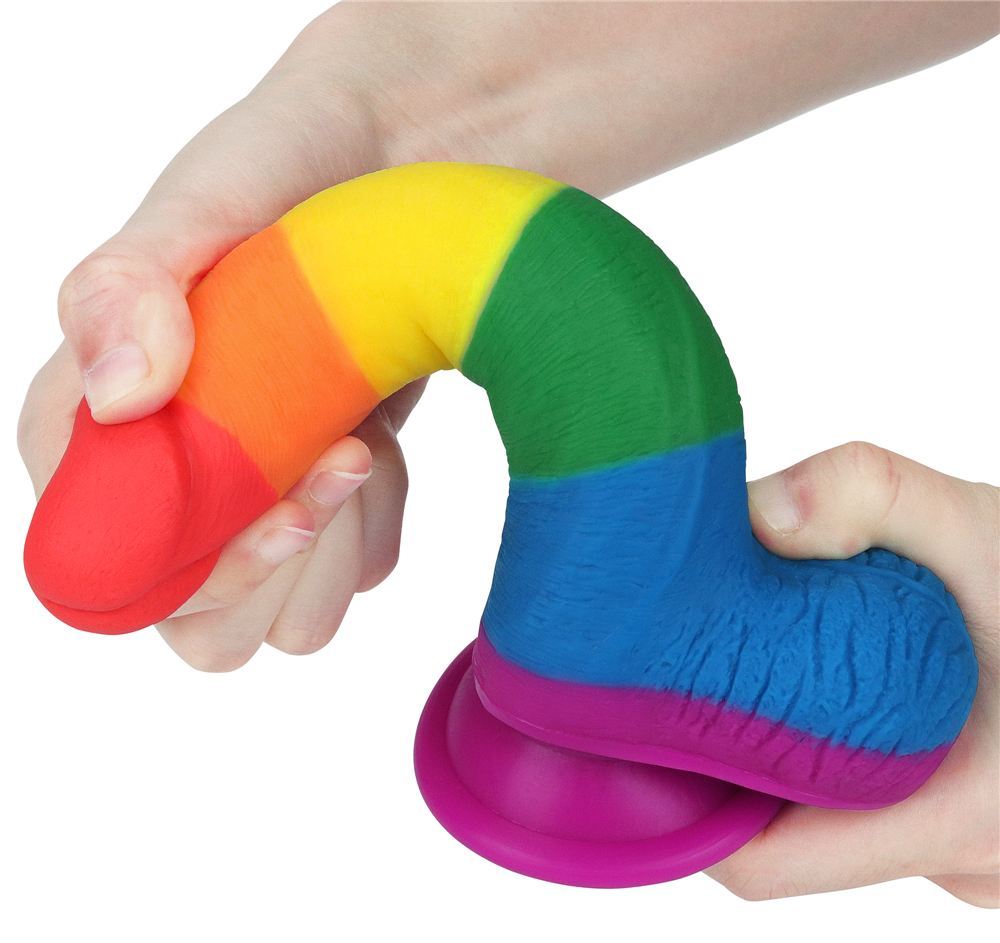 Lovetoy Rainbow LGBTQ dildo 19.5cm silicone tự tin đam mê