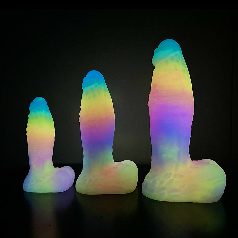 Rainbow Glow Dildo Monster 23cm Phát Sáng Huyền Ảo