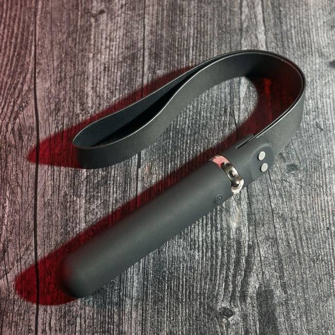 Evolved Spank Me Vibe Đen Strap Rung Mãnh Liệt