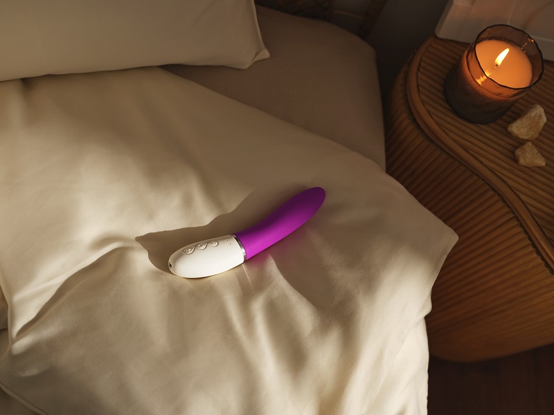 Lelo Liv 3 G-Spot App Rung Hồng 16.9cm Cao Cấp
