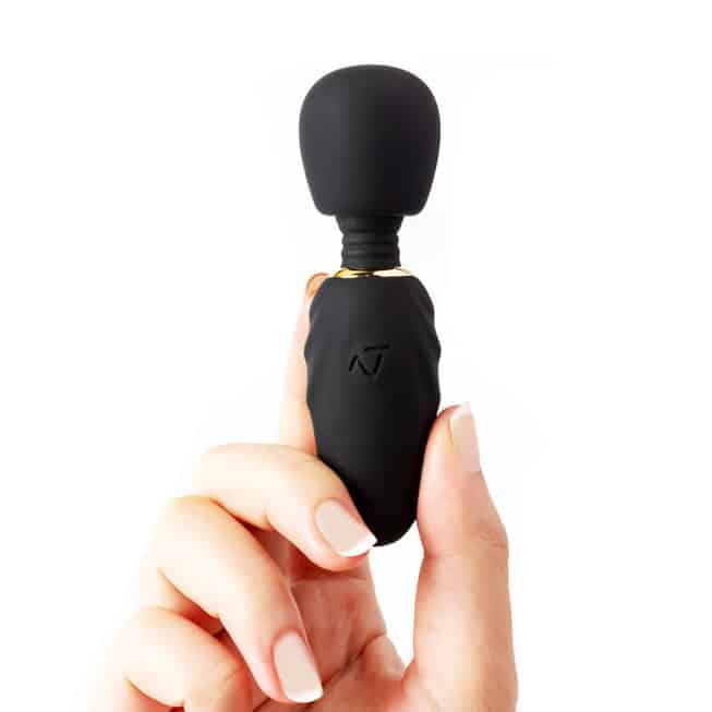Nomi Tang Pocket Wand Đen Nhỏ Mạnh Mẽ