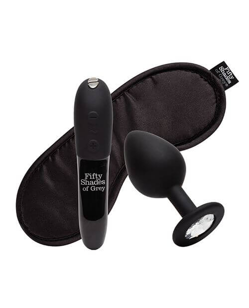 Fifty Shades kit vibrator blindfold plug 