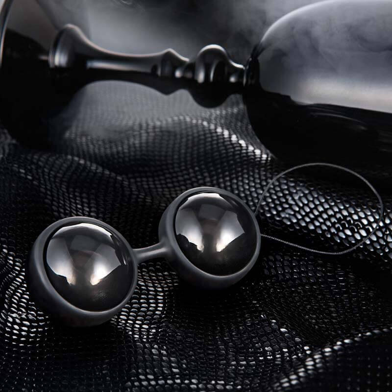 LELO Beads Noir kegel weights rung khoái cảm sâu