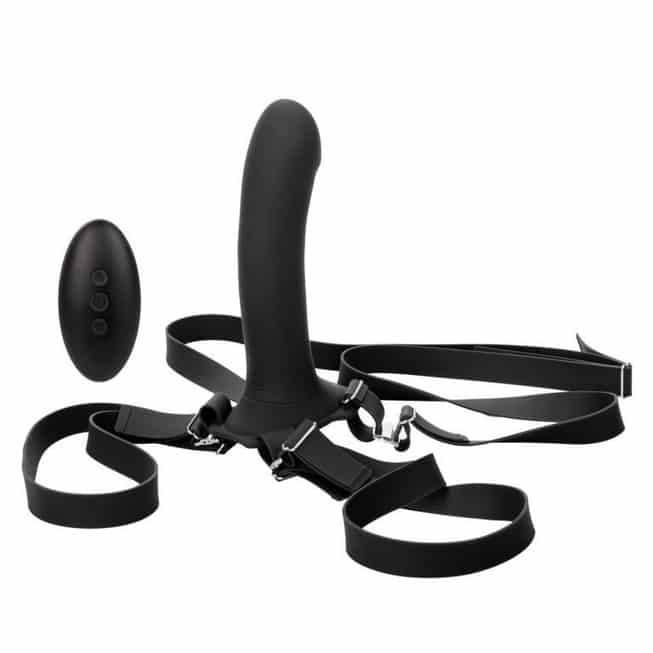 CalExotics strap-on rung đen remote điều khiển 