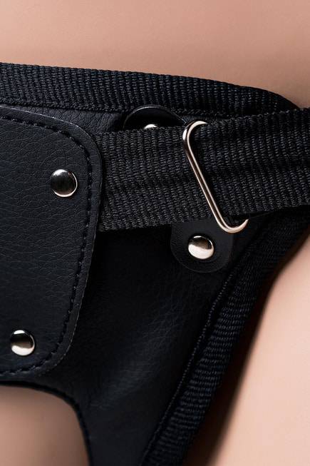 Strap-on LoveToy Harness 17cm Nude Siêu Thực