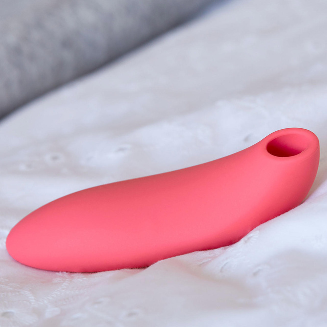 We-Vibe Melt Vacuum Clit Stimulator San hô App Điều Khiển
