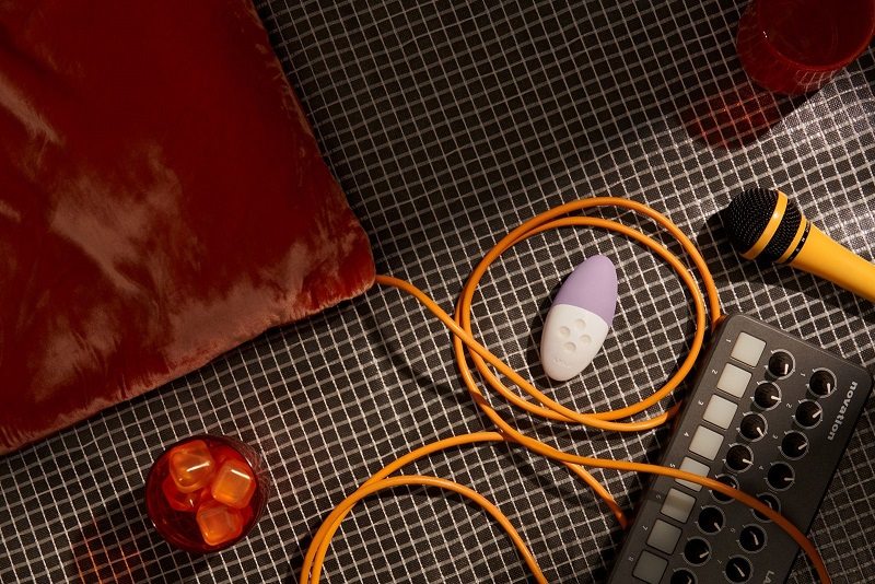 Lelo Siri 3 tím voice clitoris chống nước cao cấp