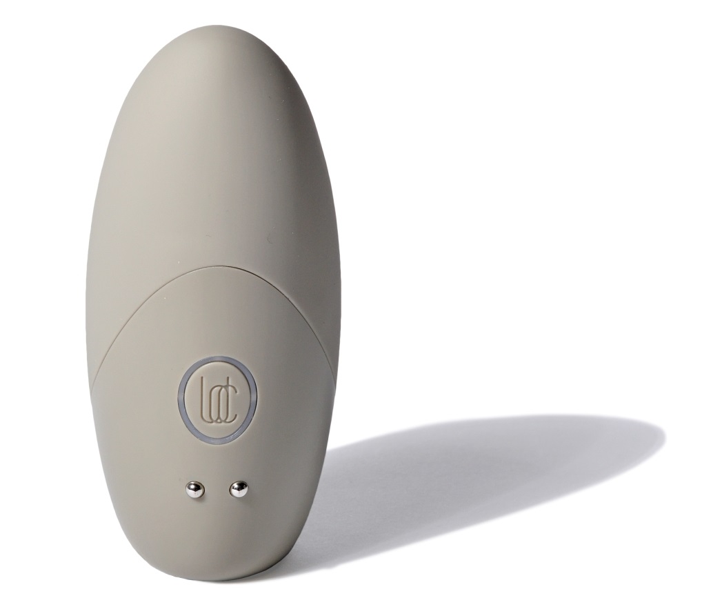 Lora DiCarlo Carezza Yin Hạch Be Waterproof