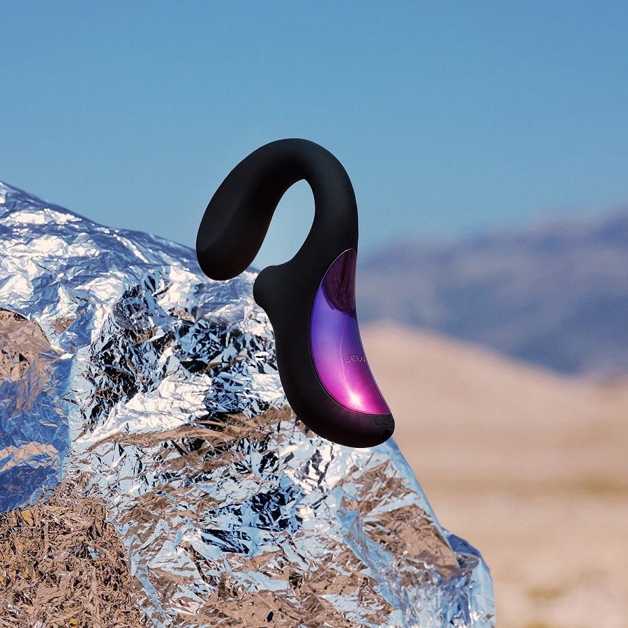 Lelo Enigma Cruise Hút Tiết G-Spot Đen Voice Wave